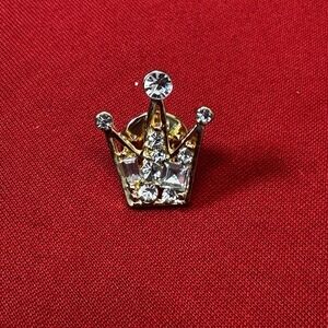 Vintage Gold Tone Rhinestone Small King Crown Pin Brooch